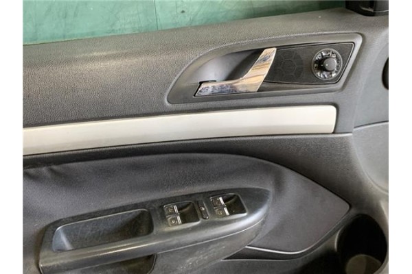Recambio de puerta delantero izquierda para skoda octavia berlina (1z3) 1.9 tdi referencia OEM IAM   