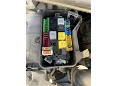 CAJA FUSIBLES/RELE A2469067100 A4475405931 