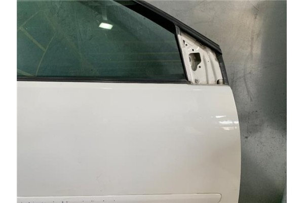 Recambio de puerta delantero derecha para volkswagen polo iv (9n1) 1.4 tdi referencia OEM IAM   