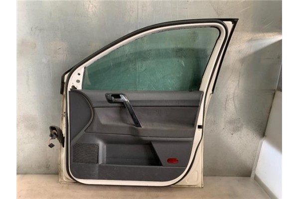 Recambio de puerta delantero derecha para volkswagen polo iv (9n1) 1.4 tdi referencia OEM IAM   