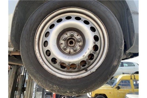 Recambio de llanta para mercedes-benz vito furgón (447) 2.1 114/116 cdi, 119 cdi/bt 4x4 extralang (447.605) referencia OEM IAM A