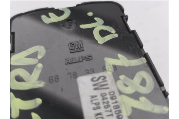 Recambio de mando elevalunas delantero izquierdo para opel vectra c berlina 1.9 cdti referencia OEM IAM 09185952  