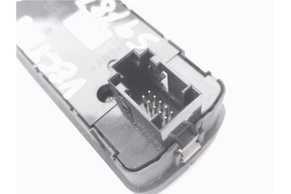 Recambio de mando elevalunas delantero izquierdo para opel vectra c berlina 1.9 cdti referencia OEM IAM 09185952  