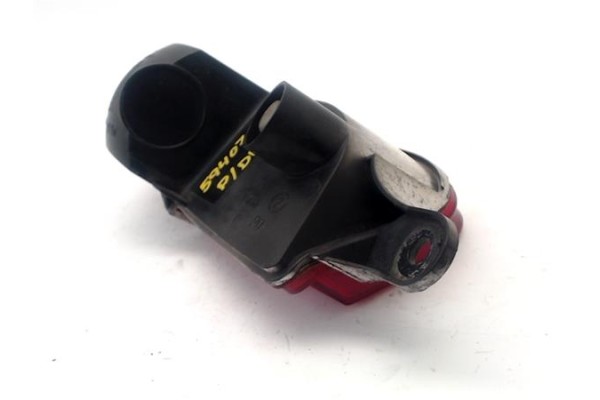 Recambio de piloto antiniebla trasero derecho para opel corsa c 1.7 cdti referencia OEM IAM   
