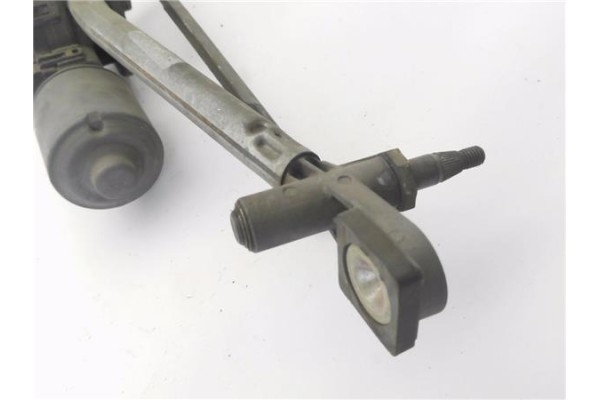 Recambio de motor limpiaparabrisas delantero para ford mondeo iii (b5y) 2.0 16v di / tddi / tdci referencia OEM IAM 1S7117508AD 