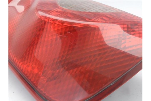 Recambio de piloto trasero izquierdo para nissan note (e11e) 1.4 acenta referencia OEM IAM 263300L 22016752 