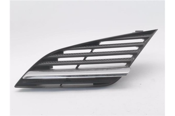 Recambio de rejilla capo para nissan primera berlina (p12) 2.0 acenta referencia OEM IAM 62330AU300  