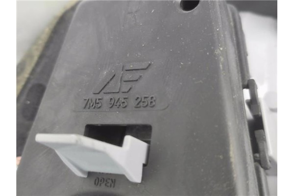 Recambio de piloto trasero derecho para ford galaxy (vy) 1.9 ambiente referencia OEM IAM 7M5945258 964466 