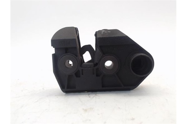 Recambio de cerradura porton para land rover discovery 2.7 td referencia OEM IAM   