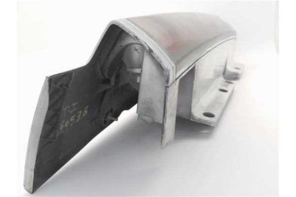 Recambio de piloto trasero izquierdo para nissan primastar furgón (x83) dci 80 referencia OEM IAM 25467008  