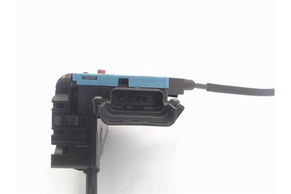 Recambio de cierre electromagnetico trasero izquierdo para peugeot 207 1.6 hdi referencia OEM IAM 9137F9 24087816 