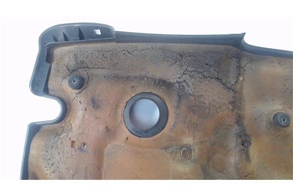 Recambio de tapa motor para ssangyong kyron 2.0 200 xdi referencia OEM IAM A6640100014  