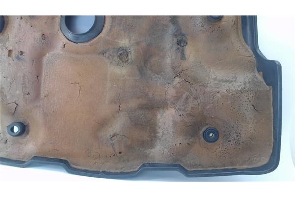Recambio de tapa motor para ssangyong kyron 2.0 200 xdi referencia OEM IAM A6640100014  