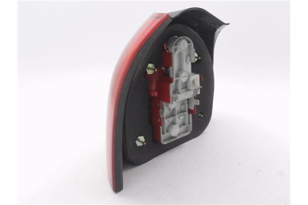 Recambio de piloto trasero derecho para audi a3 (8l) 1.9 tdi ambiente referencia OEM IAM 8L0945096B  