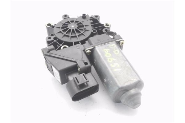 Recambio de motor elevalunas delantero derecho para audi a3 (8l) 1.9 tdi ambiente referencia OEM IAM 114180102 103022100 