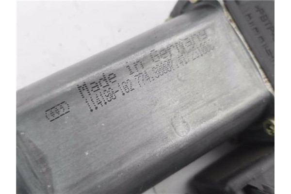 Recambio de motor elevalunas delantero derecho para audi a3 (8l) 1.9 tdi ambiente referencia OEM IAM 114180102 103022100 