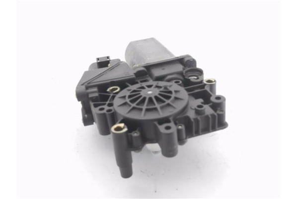 Recambio de motor elevalunas delantero izquierdo para audi a3 (8l) 1.9 tdi ambiente referencia OEM IAM 114181102 103022100 