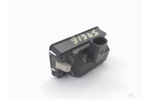 Recambio de piloto matricula para seat ibiza (6l1) 1.4 fresh referencia OEM IAM 5P0943021  