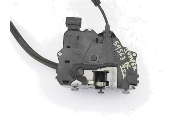 Recambio de cierre electromagnetico delantero izquierdo para citroen jumper furgón 2.2 hdi 120 referencia OEM IAM 1633564680 162