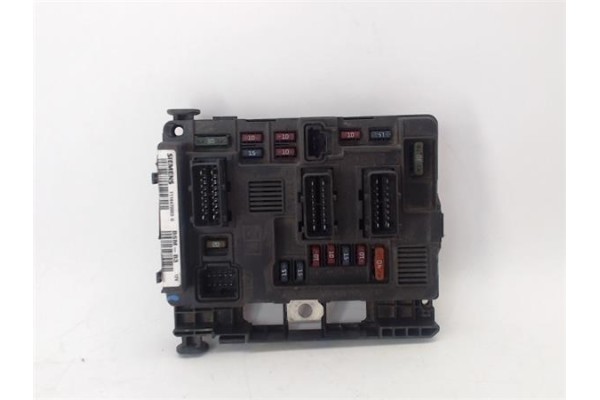 Recambio de caja fusibles/rele para citroen c2 1.4 hdi referencia OEM IAM   