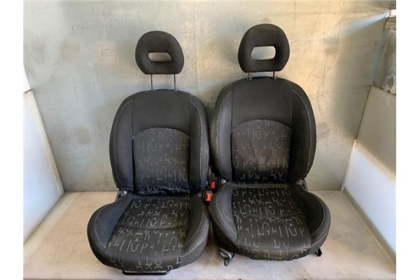 Recambio de juego asientos para peugeot 206 1.4 i referencia OEM IAM   