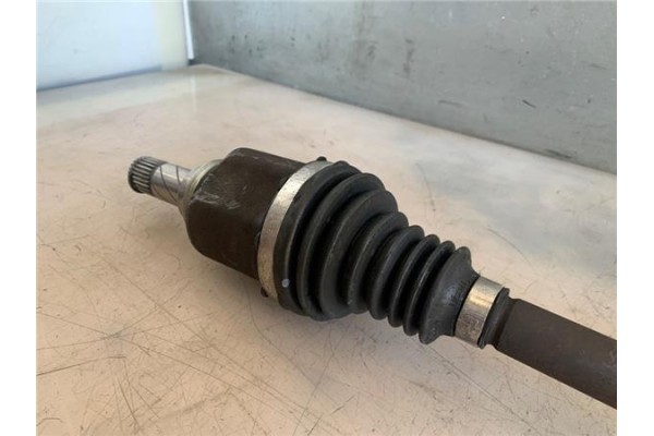 Recambio de palier delantero derecho para dacia dokker 1.5 essential referencia OEM IAM 391006276R  