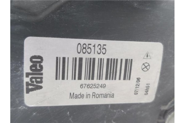 Recambio de faro delantero dcho para opel combo (corsa b) 1.7 cargo referencia OEM IAM 67625249 85135 