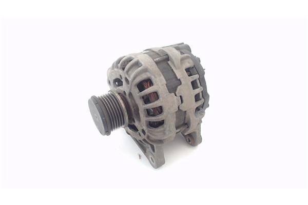 Recambio de alternador para dacia dokker 1.5 essential referencia OEM IAM 231002949R  