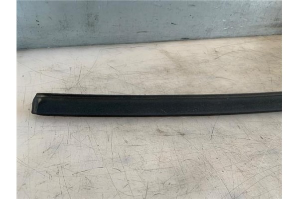 Recambio de barras de techo para citroen c3 1.1 i referencia OEM IAM   