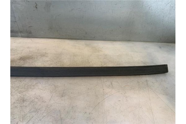 Recambio de barras de techo para citroen c3 1.1 i referencia OEM IAM   