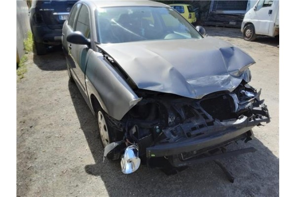 seat cordoba berlina (6l2) del año 2003