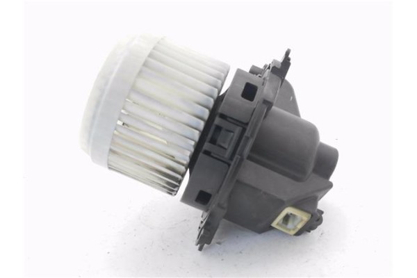 Recambio de motor calefaccion para dacia dokker 1.5 essential referencia OEM IAM 272102988R  