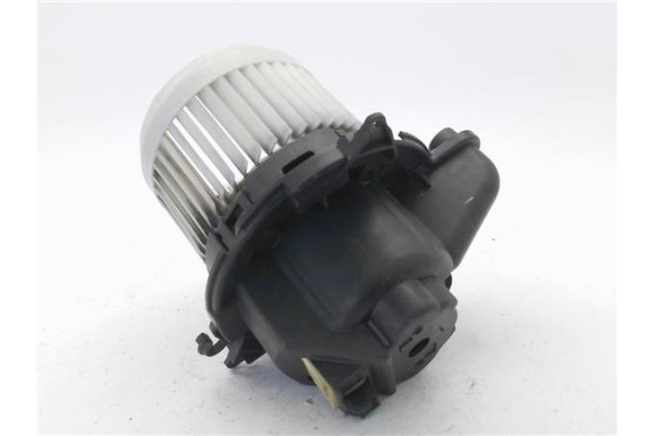Recambio de motor calefaccion para dacia dokker 1.5 essential referencia OEM IAM 272102988R  