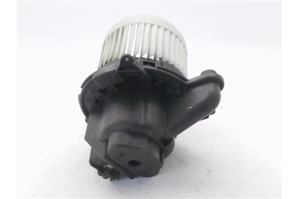 Recambio de motor calefaccion para dacia dokker 1.5 essential referencia OEM IAM 272102988R  