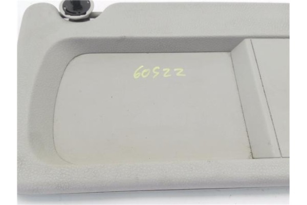 Recambio de parasol derecho para dacia dokker 1.5 essential referencia OEM IAM 964000569R  