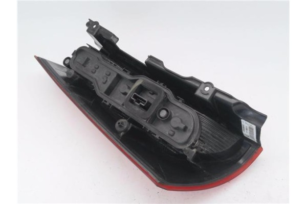 Recambio de piloto trasero derecho para dacia dokker 1.5 essential referencia OEM IAM 265509604R  