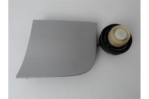 Recambio de tapa exterior combustible para peugeot 107 1.0 básico referencia OEM IAM   