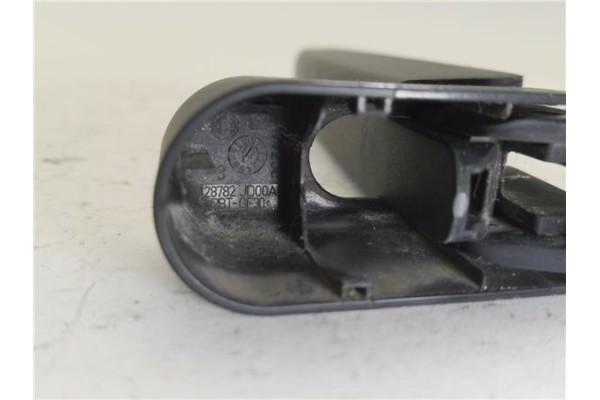 Recambio de brazo limpiaparabrisas trasero para nissan qashqai (j10) 1.5 360 referencia OEM IAM 28781JD00A  