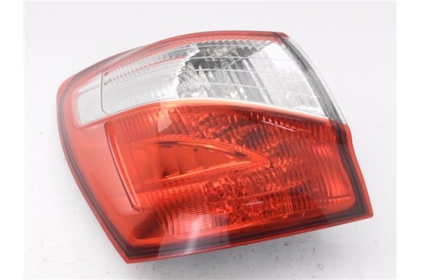 Recambio de piloto trasero izquierdo para nissan qashqai (j10) 1.5 360 referencia OEM IAM 26555EY00A  