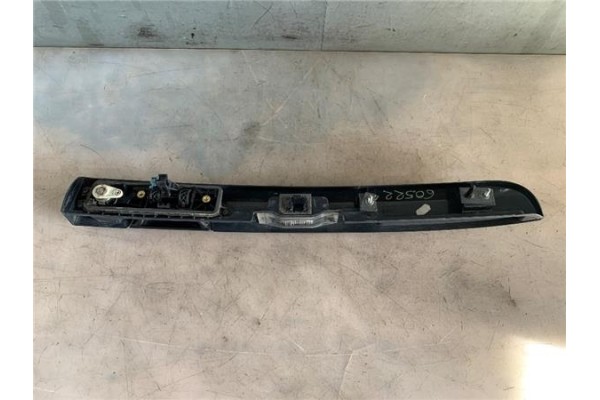 Recambio de moldura porton trasero para dacia dokker 1.5 essential referencia OEM IAM 8200490253  