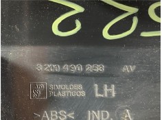 Recambio de moldura porton trasero para dacia dokker 1.5 essential referencia OEM IAM 8200490253  