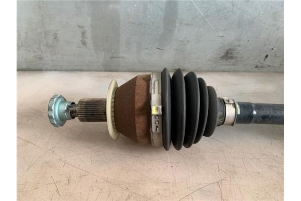 Recambio de palier delantero derecho para seat ibiza (kj1) 1.0 style referencia OEM IAM 2Q0407272BK  