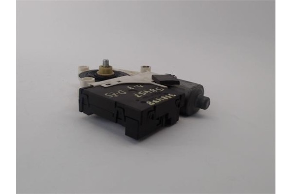 Recambio de motor elevalunas delantero izquierdo para audi a3 (8p1) 2.0 fsi ambiente referencia OEM IAM   
