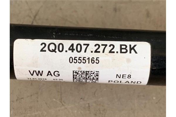 Recambio de palier delantero derecho para seat ibiza (kj1) 1.0 style referencia OEM IAM 2Q0407272BK  