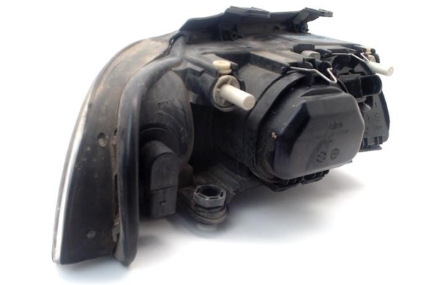Recambio de faro delantero izquierdo para audi a4 berlina (b5) 1.9 tdi referencia OEM IAM   