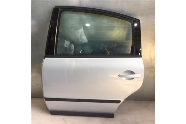 Recambio de puerta trasero izquierda para volkswagen passat berlina (3b2) 1.6 básico referencia OEM IAM 3B5833051AB  