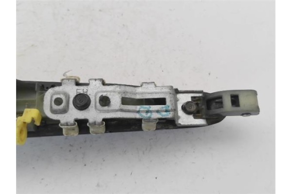 Recambio de maneta exterior delantero derecha para kia carnival 2.9 crdi referencia OEM IAM   