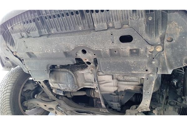 Recambio de cubrecarter para toyota auris (e15) 1.6 vvti referencia OEM IAM   
