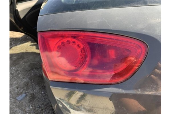 Recambio de piloto porton trasero izquierdo para seat leon (1p1) 1.9 tdi referencia OEM IAM   