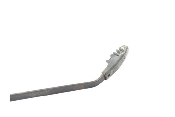 Recambio de brazo limpiaparabrisas delantero para pegaso j4 -1100 cap combi 1.8 d referencia OEM IAM   